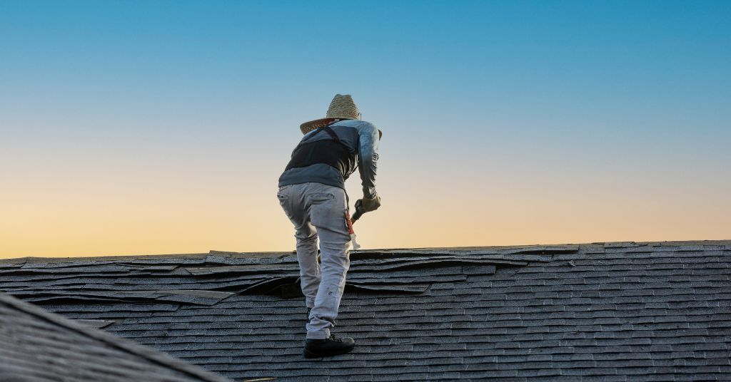What to Expect From a Roofing Contractor: Insider Insights